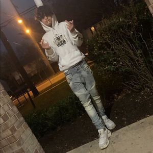 Meet your Posher, Abbas